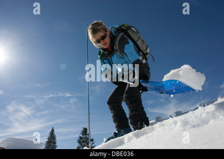 Ski de randonnée dans le massif des Aravis Banque D'Images