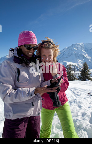 Les filles de Ski Alpin aux Houches Banque D'Images