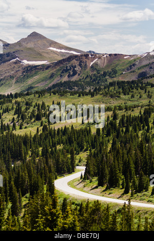 Vue depuis le haut de Cottonwood Pass, Colorado. Banque D'Images