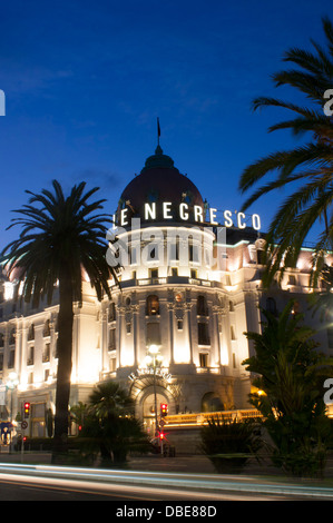 Le Negresco Hotel Hôtel de luxe sur la Promenade des Anglais Nice Cote d'Azur French Riviera Provence Alpes-Maritimes France Banque D'Images