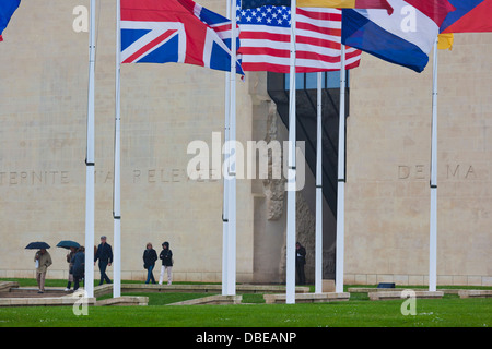 France, Normandie, Caen, Le Musée Mémorial de la paix, de l'extérieur. Banque D'Images