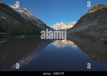 Maroon Bells à Aspen, Colorado Banque D'Images