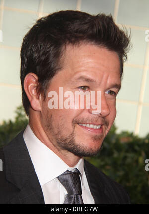 New York, USA. 29 juillet 2013. L'acteur Mark Wahlberg assiste à la première mondiale de '2 canons" tenue à la SVA Theatre. (Crédit : Crédit : Image/ZUMAPRESS.com/Alamy Kaszerman Nancy Live News) Banque D'Images