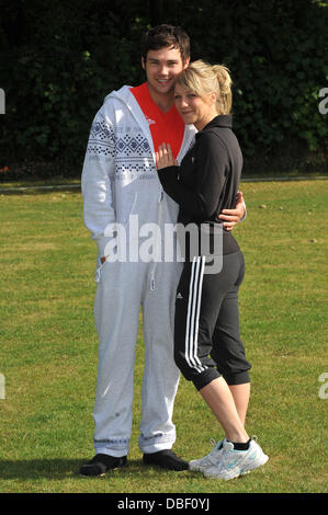 Chloe Madeley et Sam Attwater Triathlon de Londres Virgin Active - photocall organisé chez Virgin Active, Bromyard Avenue. Londres, Angleterre - 07.06.11 Banque D'Images