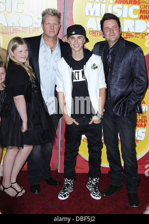 Gary LeVox, Justin Bieber, Jay DeMarcus 2011 CMT Music Awards à l'Arène Bridgestone Nashville, Tennessee - 08.06.11 Banque D'Images