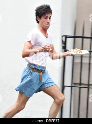 Sacha Baron Cohen sur le lieu de tournage de 'le dictateur' la ville de New York, USA - 14.06.11 Banque D'Images