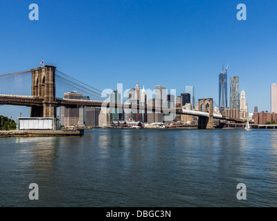 Pont de Brooklyn, New York City à vers Manhattan Banque D'Images