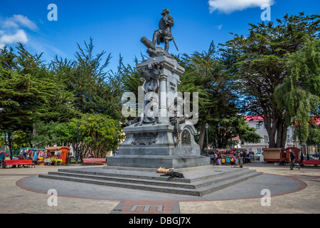 Statue de Magellan à Main Square, Punta Arenas, en Patagonie, au Chili, en Amérique du Sud Banque D'Images