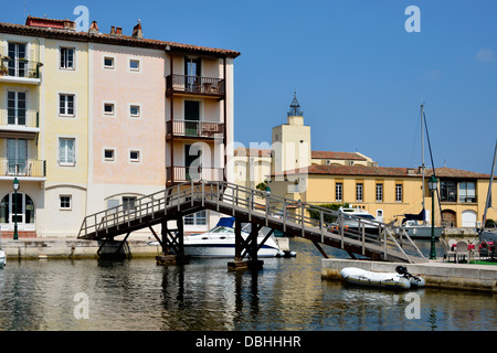 Port Grimaud, dans le Var sur la côte d'Azur Banque D'Images