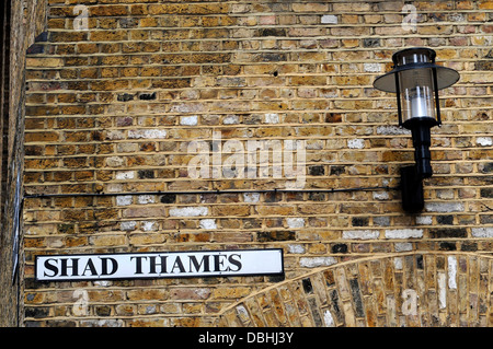 Shad Thames Street sign, Londres, Royaume-Uni Banque D'Images