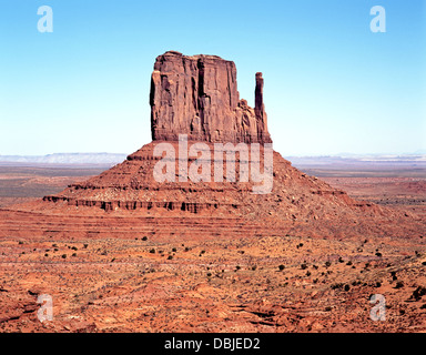 West Mitten Butte, Monument Valley, Utah/Arizona, États-Unis d'Amérique. Banque D'Images