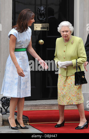 Samantha Cameron, la reine Elizabeth II, le duc d'Édimbourg le 90e anniversaire - réception de Downing Street. Londres, Angleterre - 21.06.11 Banque D'Images