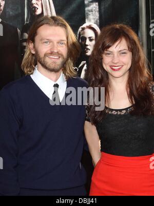 Dean Chekvala, Fiona Dourif HBO's 'True Blood' Saison 4 Premiere tenue à l'ArcLight Cinemas Cinerama Dome d'Hollywood, Californie - 21.06.11 Banque D'Images