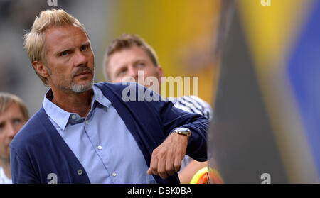 Dresde, Allemagne. 31 juillet, 2013. L'entraîneur-chef de Hambourg Thorsten Fink est représenté au cours de sa correspondance entre SG Dynamo Dresde et Hambourg SV à gluecksgas stadium à Dresde, Allemagne, 31 juillet 2013. Photo : Thomas Eisenhuth/dpa/Alamy Live News Banque D'Images