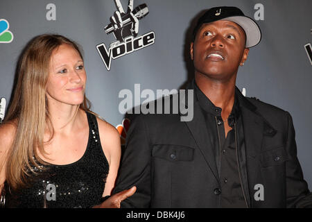 Javier Colon et femme 'La voix' Finale Live at Avalon - Fête de fin d'Hollywood, Californie - Arrivées 29.06.11 Banque D'Images