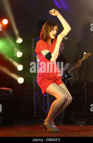 Sophie Ellis-Bextor Le Cornbury Music Festival 2011 - Performances - Jour 2 Oxfordshire, Angleterre - 02.07.11 Banque D'Images