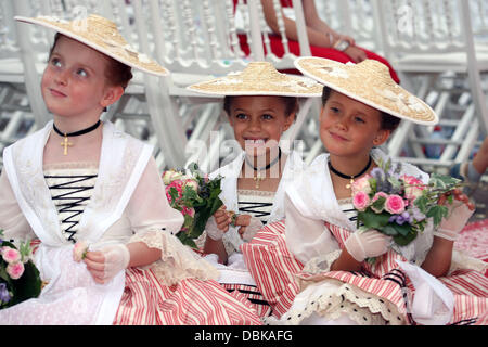 Demoiselles cérémonie religieuse du mariage du Prince Albert II de Monaco à Charlene Wittstock en cour d'honneur au Palais du Prince, Monte Carlo, Monaco - 02.07.11 Banque D'Images