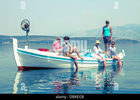 La Croatie, Dalmatie, jeunes dans un bateau, de détente Banque D'Images