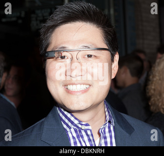 NEW YORK - 31 juillet : Khee Lee de Google portant des lunettes Google assiste à l' 'bon fils de dépistage à Cinema Village Banque D'Images