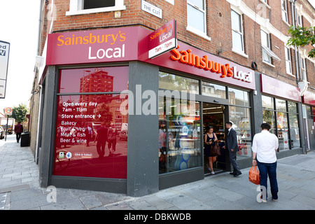 Sainsburys magasin local dans le centre de Londres, Angleterre, Royaume-Uni Banque D'Images