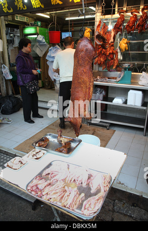 Marché de la viande et poisson poissonnier boucher de décrochage Banque D'Images