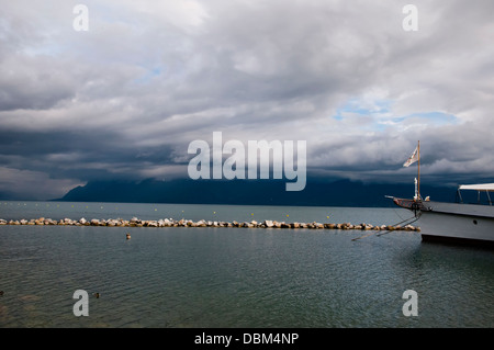 Tempête sur le Lac Léman ou le Lac Léman, Lausanne, Suisse, Europe de l'Ouest Banque D'Images