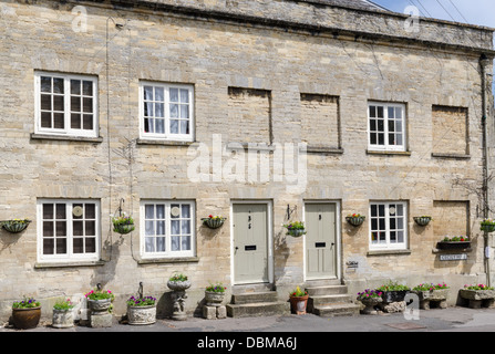 Maison traditionnelle en pierre de Cotswold sur Cecily Hill à Cirencester Banque D'Images