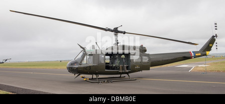 Au cours d'Hélicoptère Huey RNAS Culdrose statique affichage à la Journée de l'air (c) Bob Sharples/Alamy Banque D'Images