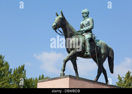 Statue équestre du Maréchal Mannerheim à Helsinki. Par le sculpteur Aimo Tukiaynen 1960 Banque D'Images