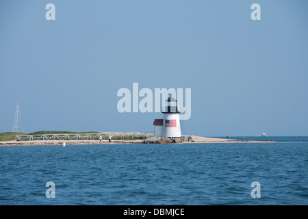 Le Massachusetts, Nantucket. Brant Point Lighthouse, le deuxième plus ancien phare dans le nous. Registre National des Endroits Historiques. Banque D'Images