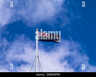 Site du Traité de Waitangi dh BAY OF ISLANDS NOUVELLE ZÉLANDE néos-zélandais drapeau et mât tête de mât Banque D'Images