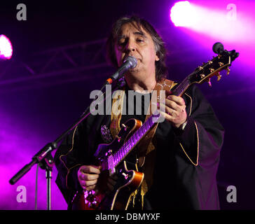 Os mutantes d'effectuer sur le mot Arena stade de la latitude de la Musique et Arts Festival tenu à l'Henham Estate dans Suffolk - Jour 3 Suffolk, Angleterre - 17.07.11 Banque D'Images