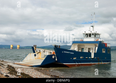 Le traversier Queen Cromarty qui traverse l'entrée de l'Estuaire de Cromarty Cromarty et Nigg entre dans l'Ecosse du nord Banque D'Images