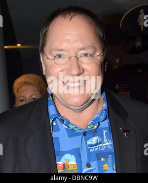 Animateur, directeur et le directeur général de la création d'à Pixar et Walt Disney Animation Studios John Lasseter assiste à un dépistage de l'IFTA 2 voitures au Cineworld portant une chemise Pixar Cars 2 Dublin, Irlande - 25.07.11 Banque D'Images