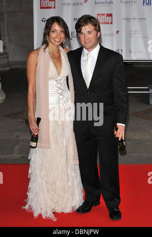 Haley Joel Osment et guest stars - Balle de clôture s'est tenue au Royal Courts of Justice - Arrivées Londres, Angleterre - 05.08.11 Banque D'Images