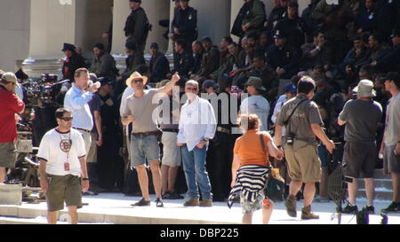 Christian Bale (Batman) et que Tom Hardy (Bane) 'Dark Knight Rises' le tournage de Pittsburgh, Pennsylvanie, USA - 01.08.11 Banque D'Images