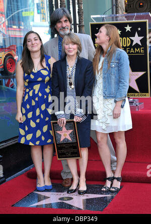 Sissy Spacek, Jack Fisk, Schuyler Fisk et Madison Fisk Sissy Spacek reçoit une étoile sur le Hollywood Walk of Fame, le Hollywood Boulevard, Los Angeles, Californie - 01.08.11 Banque D'Images