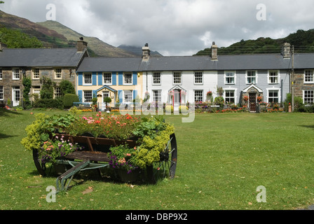 Beddgelert Gwynedd à Village Green Parc national Snowdonia au Pays de Galles UK HOMER SYKES Banque D'Images