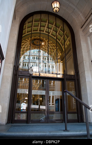 Entrée de l'Inde, de l'eau Bâtiments Street, Liverpool, Royaume-Uni Banque D'Images