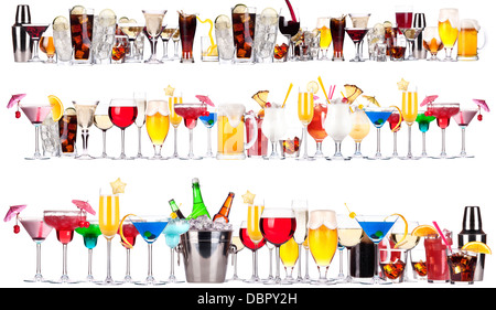 Ensemble de différentes boissons alcoolisées et cocktails - bière, martini,soda,champagne,whiskey,vin,cocktail,cola Banque D'Images