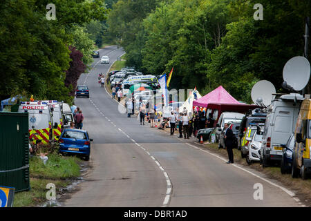 Balcombe, UK. 2 Août, 2013. La route de Londres montrant la protestation contre le forage et la fracturation hydraulique Cuadrilla juste à l'extérieur du village de Balcombe dans West Sussex. Balcombe, West Sussex, UK, 2 août 2013. Credit : martyn wheatley/Alamy Live News Banque D'Images