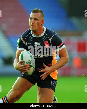 Wigan, UK. 09Th Aug 2013. Greg Eden de Hull KR en action au cours de la Super League de Rugby entre Wigan Warriors fixture et Hull Kingston Rovers du DW Stadium. Credit : Action Plus Sport/Alamy Live News Banque D'Images