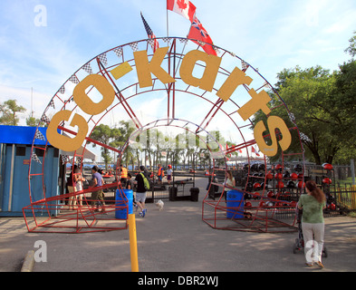 Go-karts entrée à un circuit sur le lac Ontario à Toronto, Canada Banque D'Images