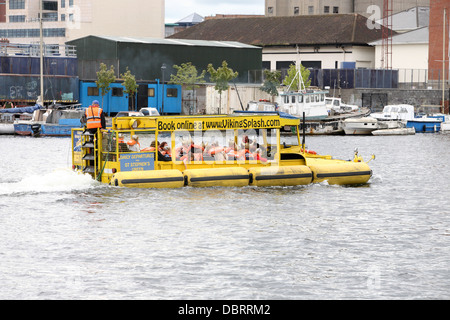 Tour Viking sur la Liffey Banque D'Images