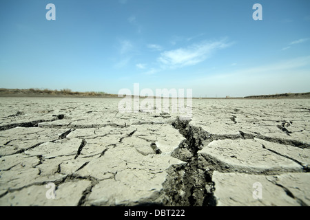 Fissures dans les terres dans les zones rurales, du nord de la Chine Banque D'Images