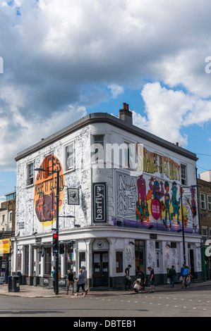 "Barfly", un live music bar et club (réputé pour accueillir les prochains artistes musicaux) à Camden, Londres. Banque D'Images