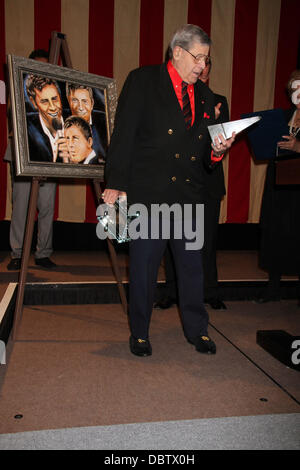 Le légendaire comédien Jerry Lewis est décerné le prix de l'Association canadienne des radiodiffuseurs Nevada' Livetime Achievement Award à Red Rock Hotel and Casino Las Vegas, Nevada - 20.08.11 Banque D'Images