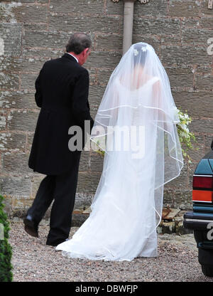 Seigneur Palmer et sa fille Edwina Palmer le mariage de Andrew Charlton et Edwina Palmer à Edrom Église dans le Berwickshire Duns, Ecosse - 03.09.11 Banque D'Images