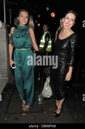 Louisa Lytton laissant aura de nuit avec des amis. Londres, Angleterre - 08.09.11