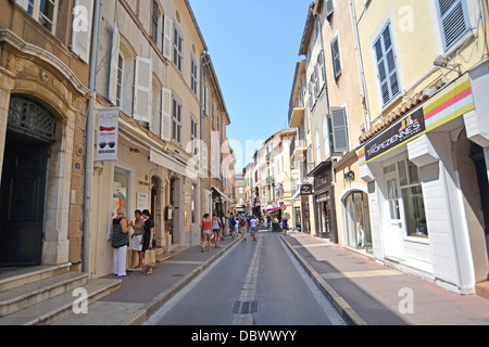 Scène de rue Saint Tropez France Banque D'Images